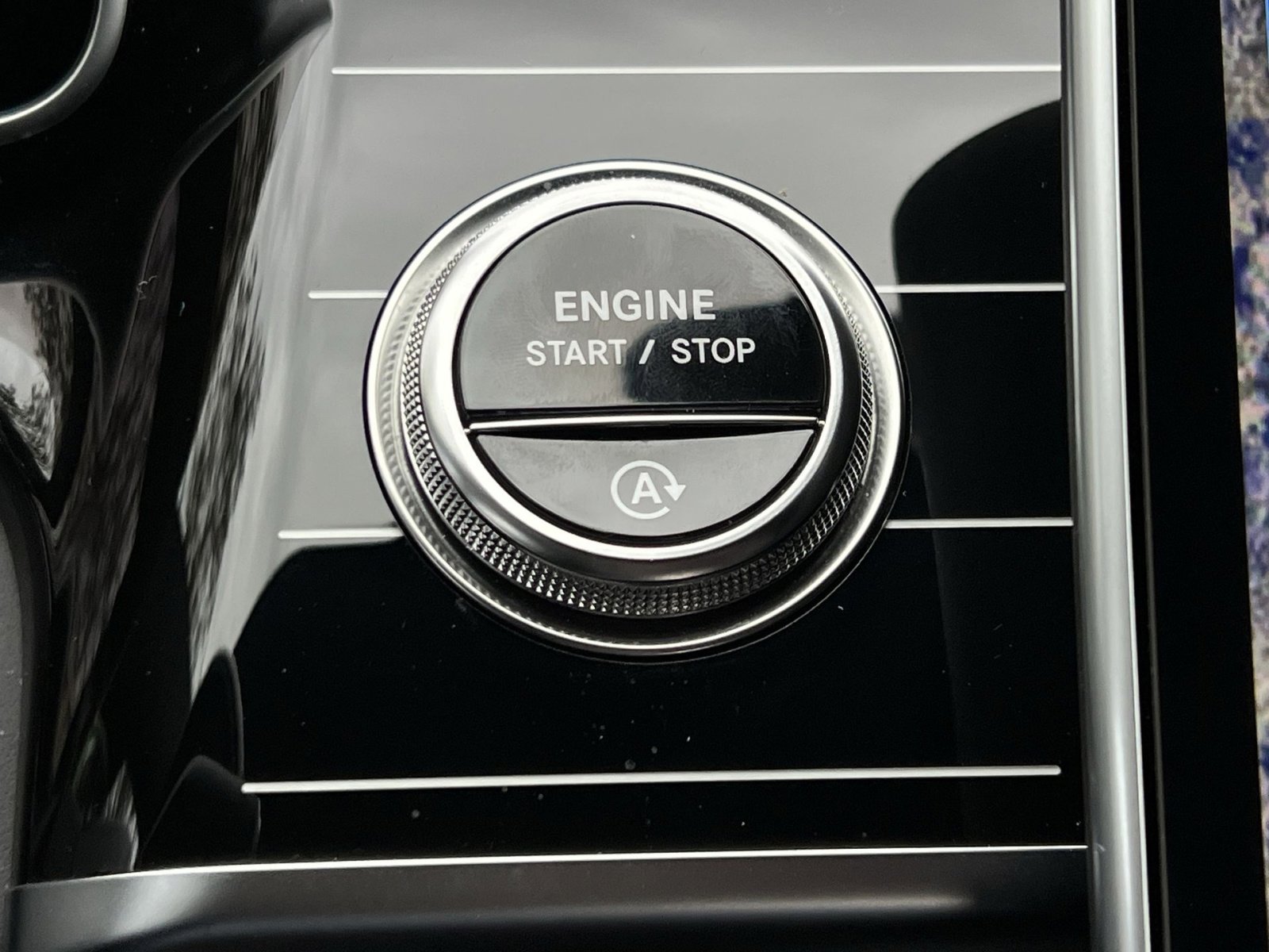 Certified 2025 Mercedes-Benz Maybach S 680 4MATIC image 33