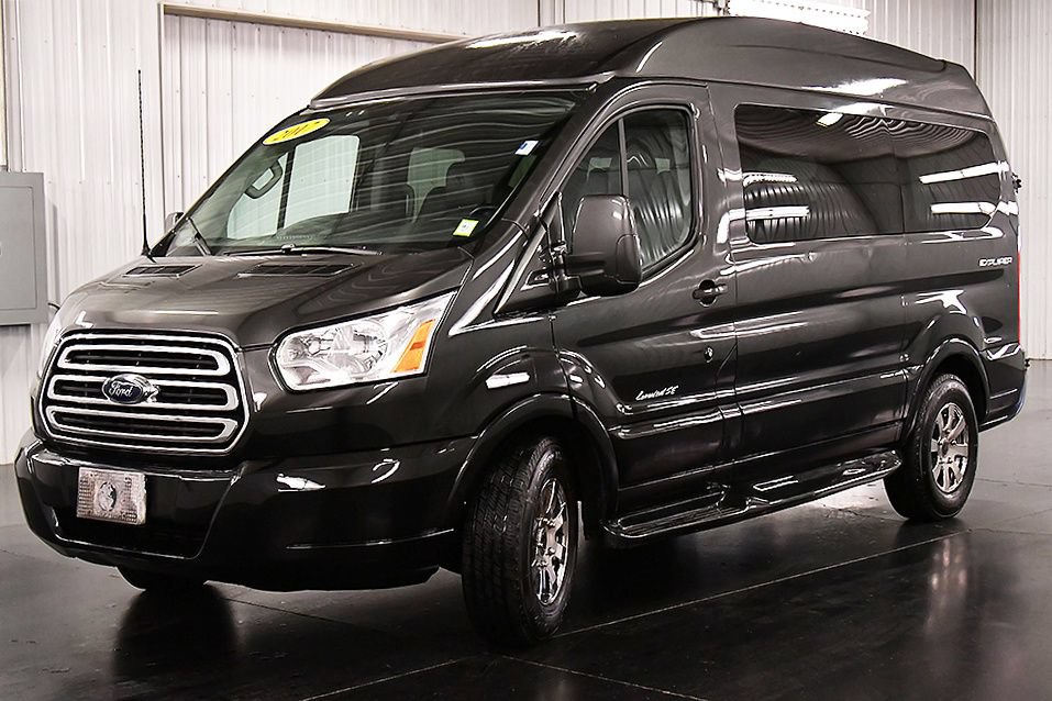 Used 2017 Ford Transit 150 130 Low Roof w/ Exterior Upgrade Package RWD image 3