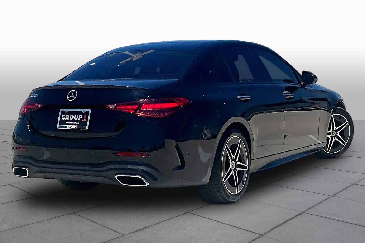 Used 2023 Mercedes-Benz C 300 Sedan image 12