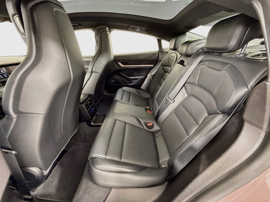 Certified 2024 Porsche Taycan 4S AWD/4WD image 23