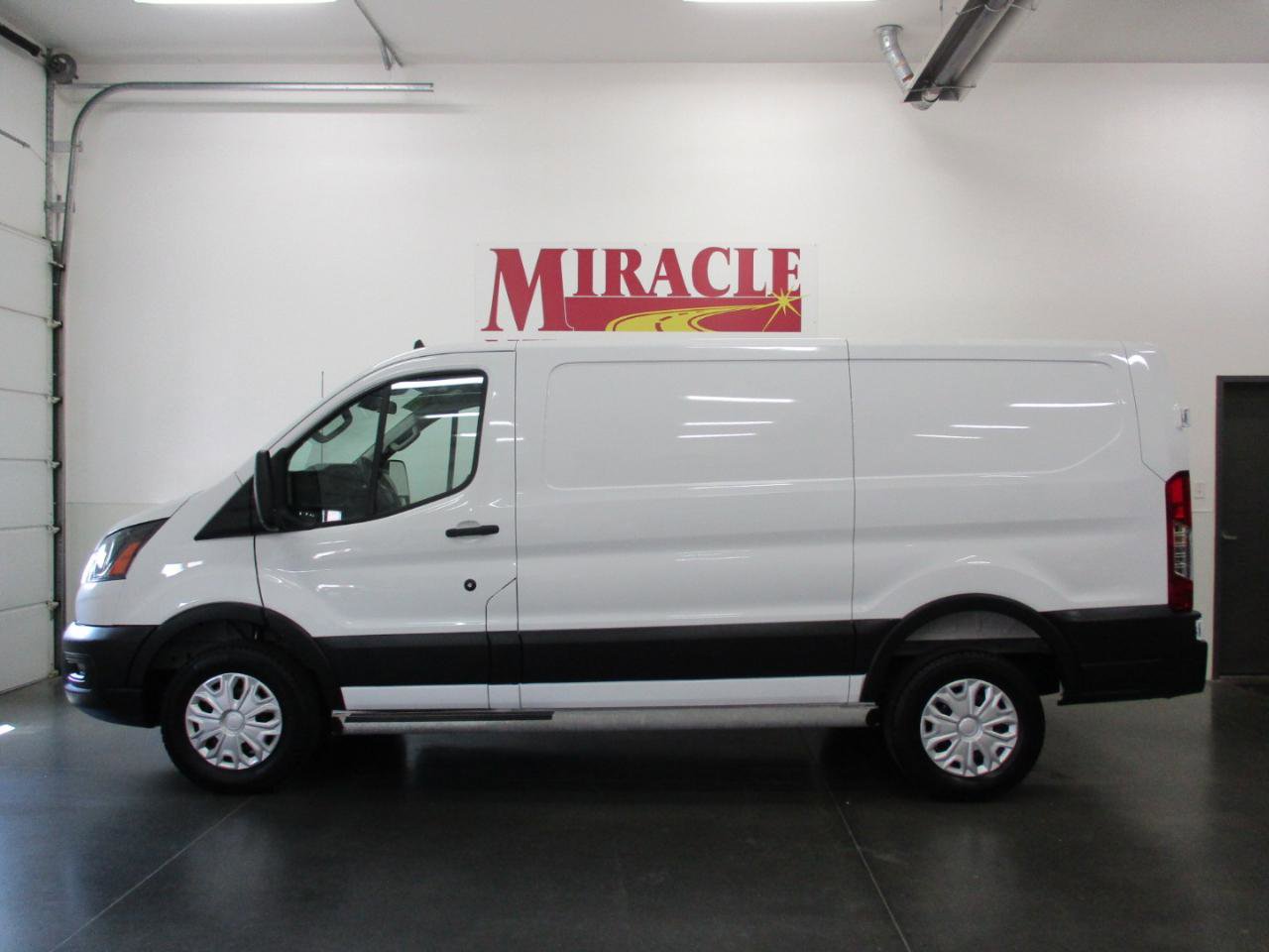 Used 2025 Ford Transit 250 Low Roof w/ Exterior Upgrade Package image 2