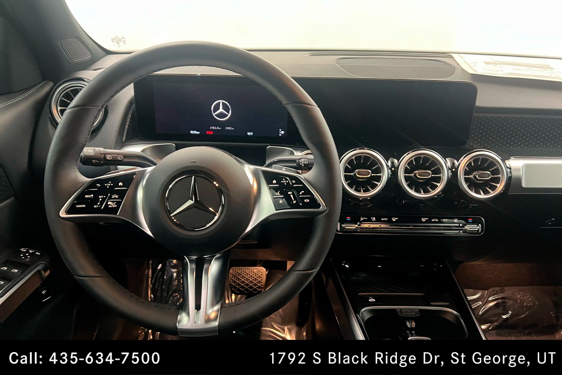 Used 2024 Mercedes-Benz EQB 300 EQB 300 image 12