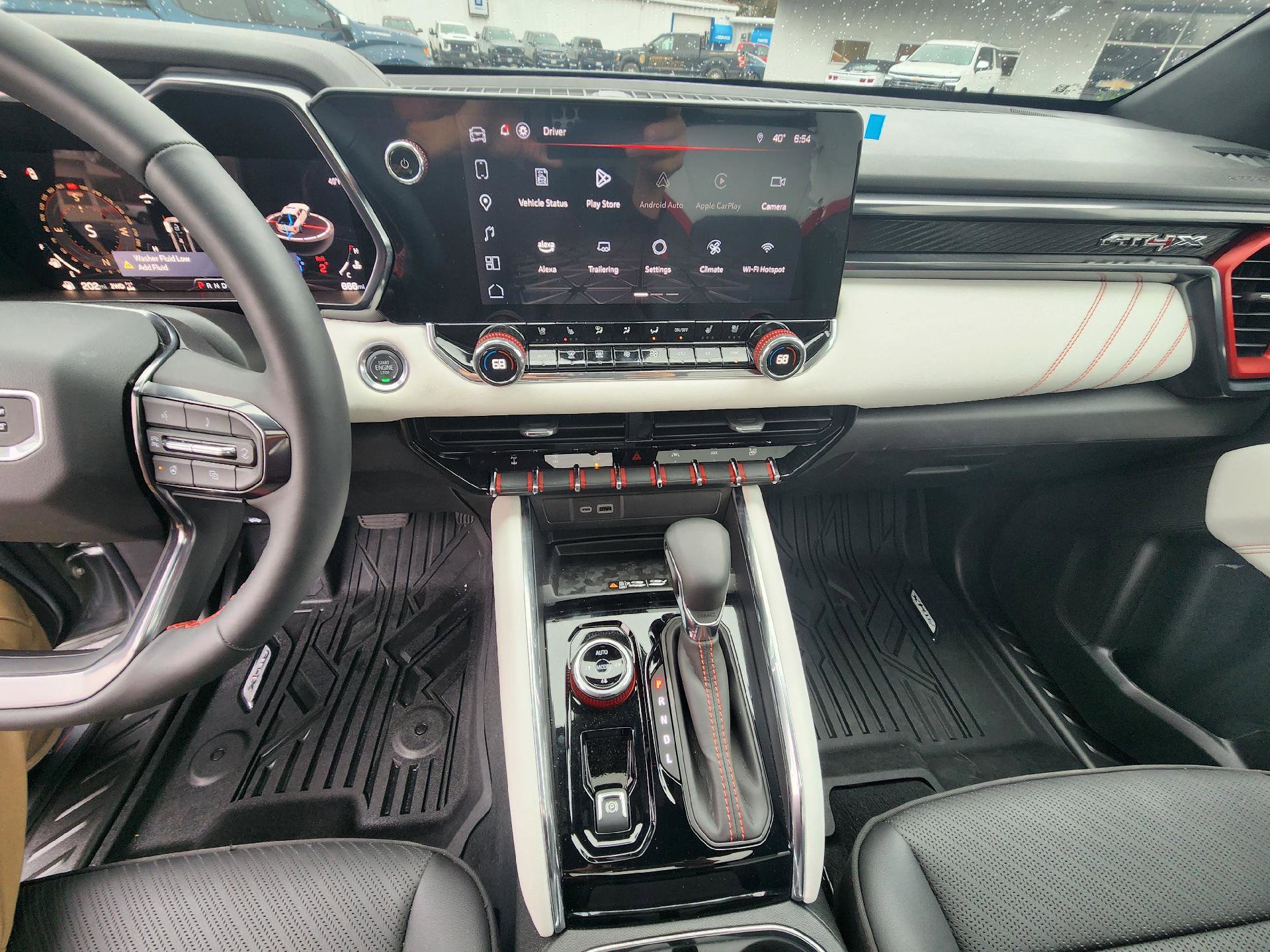 Used 2025 GMC Canyon AT4 w/ AT4X Package AWD/4WD image 14