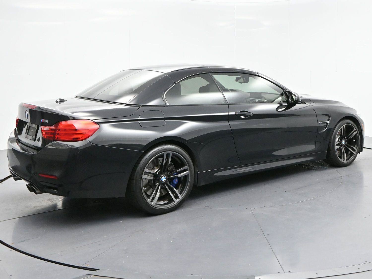 Used 2015 BMW M4 Convertible RWD image 7