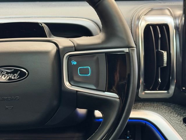 Used 2025 Ford Expedition Tremor image 19