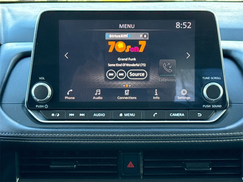 Used 2024 Nissan Rogue S image 19