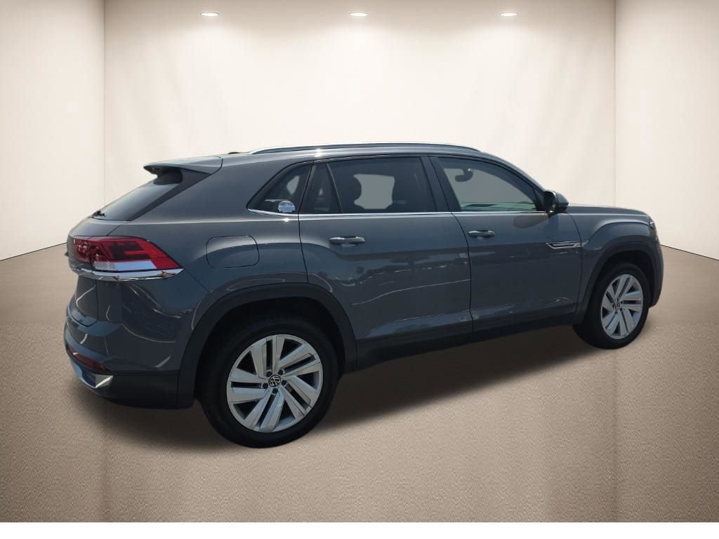 Used 2021 Volkswagen Atlas Cross Sport SE w/ Panoramic Sunroof Package image 4