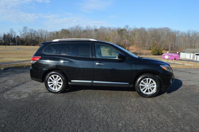 Used 2014 Nissan Pathfinder SL w/ SL Tech Package image 4