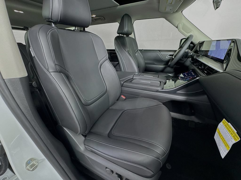 Used 2026 INFINITI QX80 Pure w/ Cargo Package AWD/4WD image 38