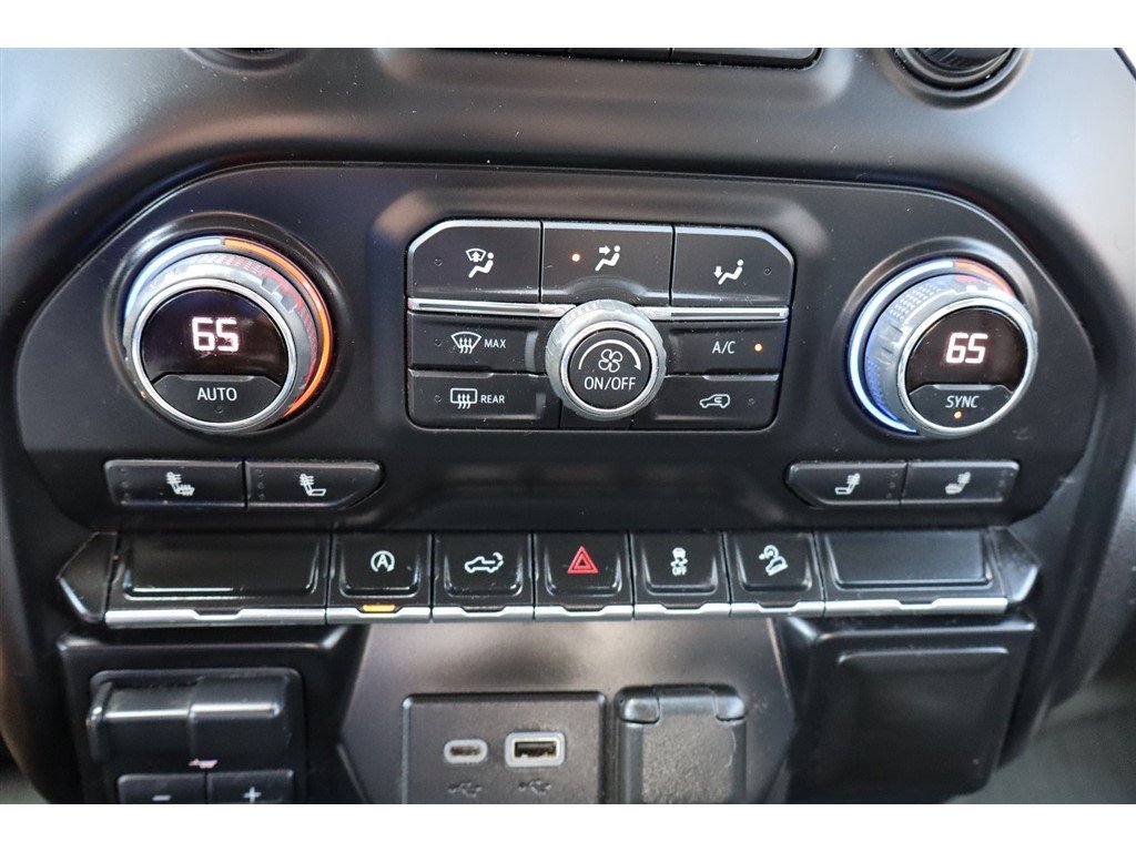 Used 2021 Chevrolet Silverado 1500 RST AWD/4WD image 32