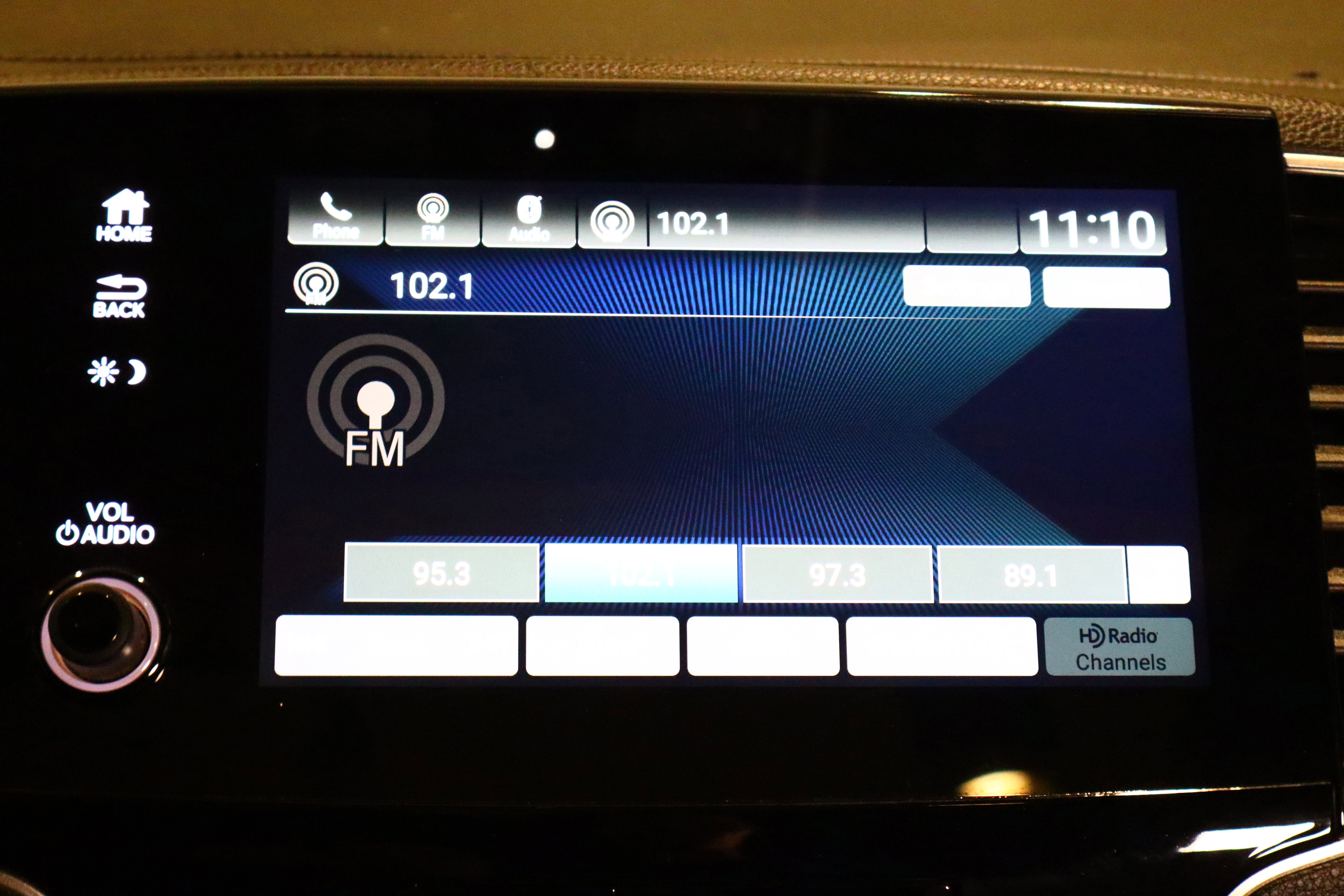 Used 2023 Honda Passport EX-L image 33