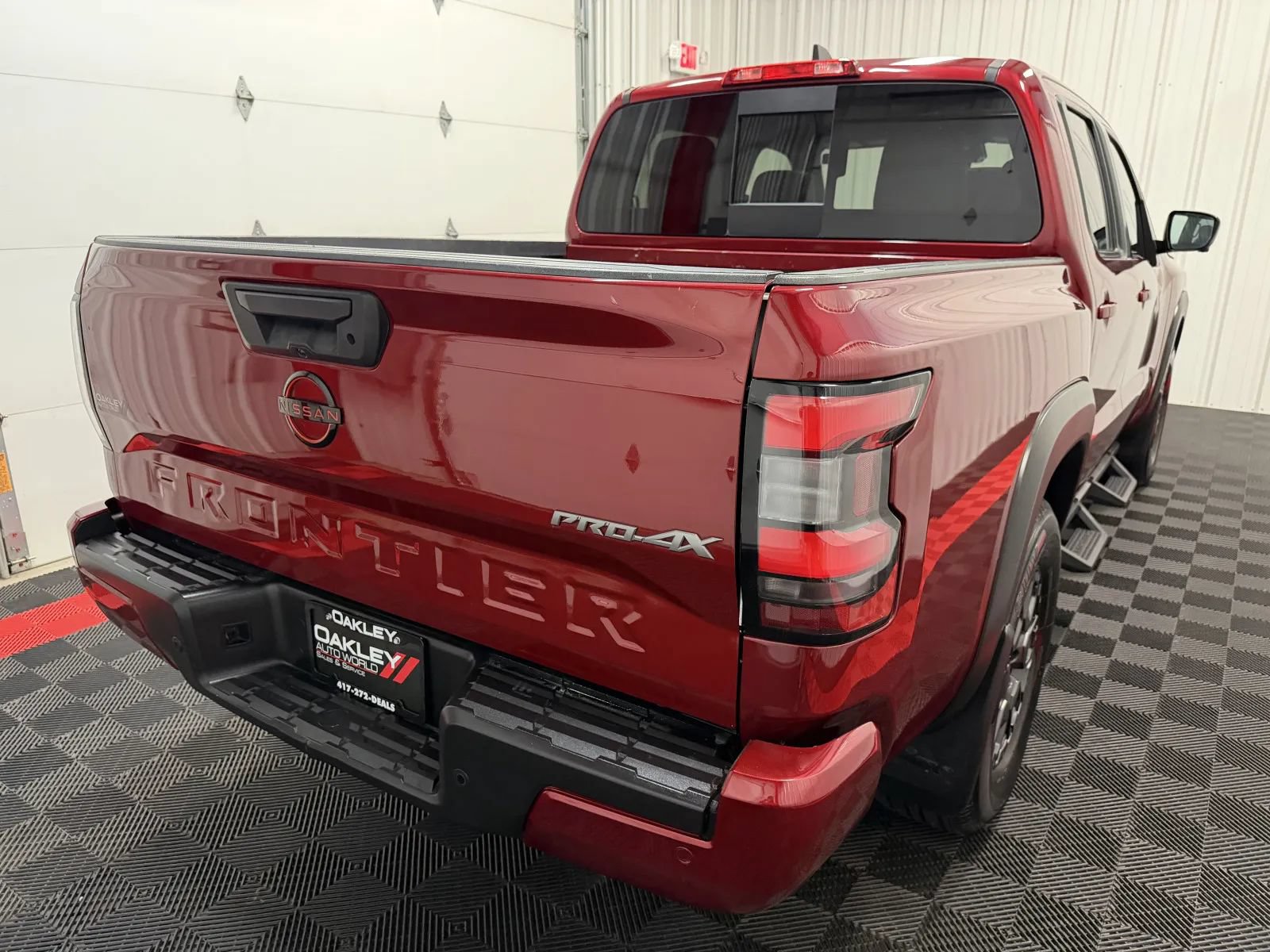 Used 2023 Nissan Frontier PRO-4X w/ Pro-4X Premium Package AWD/4WD image 19