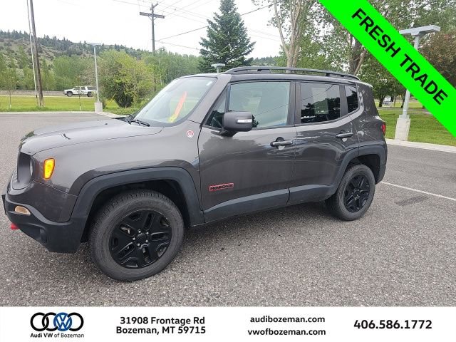 Used 2018 Jeep Renegade Trailhawk w/ Cold Weather Group II AWD/4WD image 1