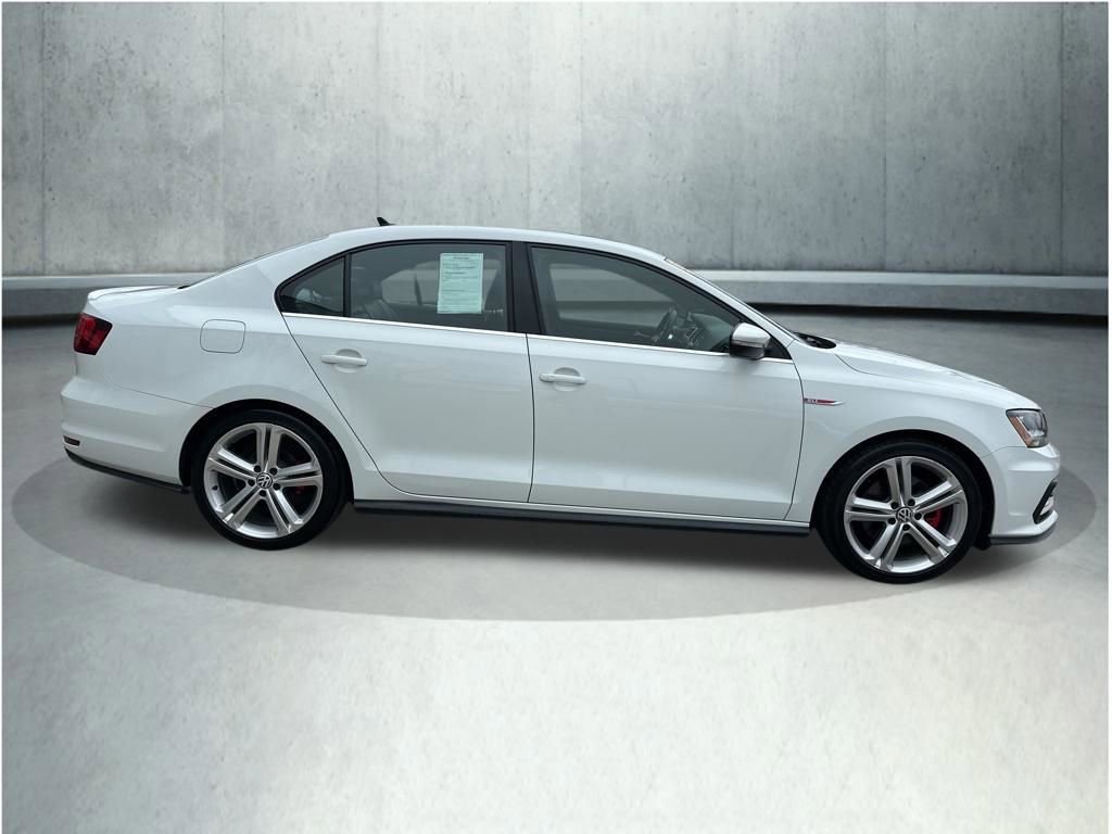 Used 2017 Volkswagen Jetta GLI FWD image 9