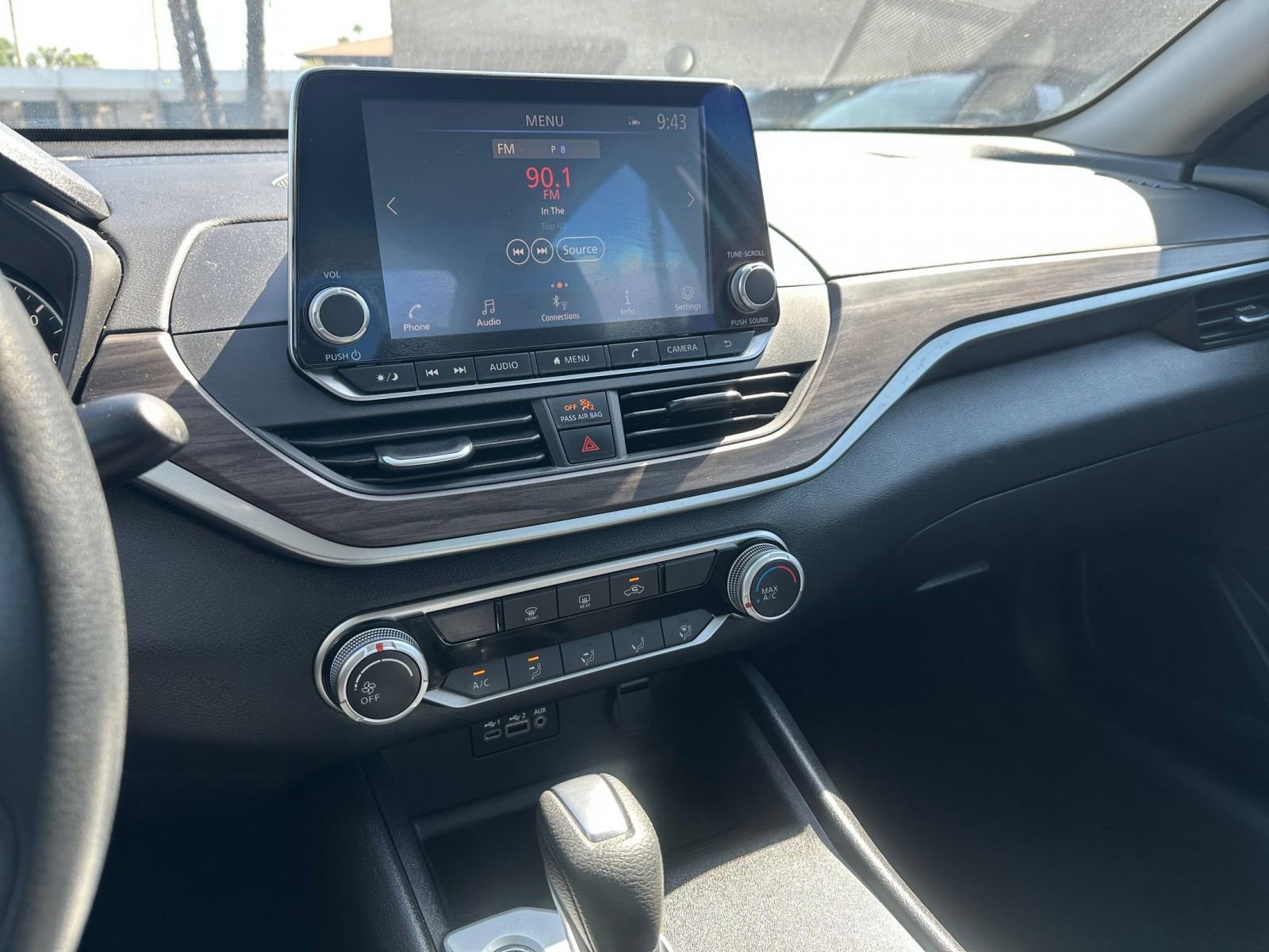 Used 2025 Nissan Altima 2.5 SV FWD image 20
