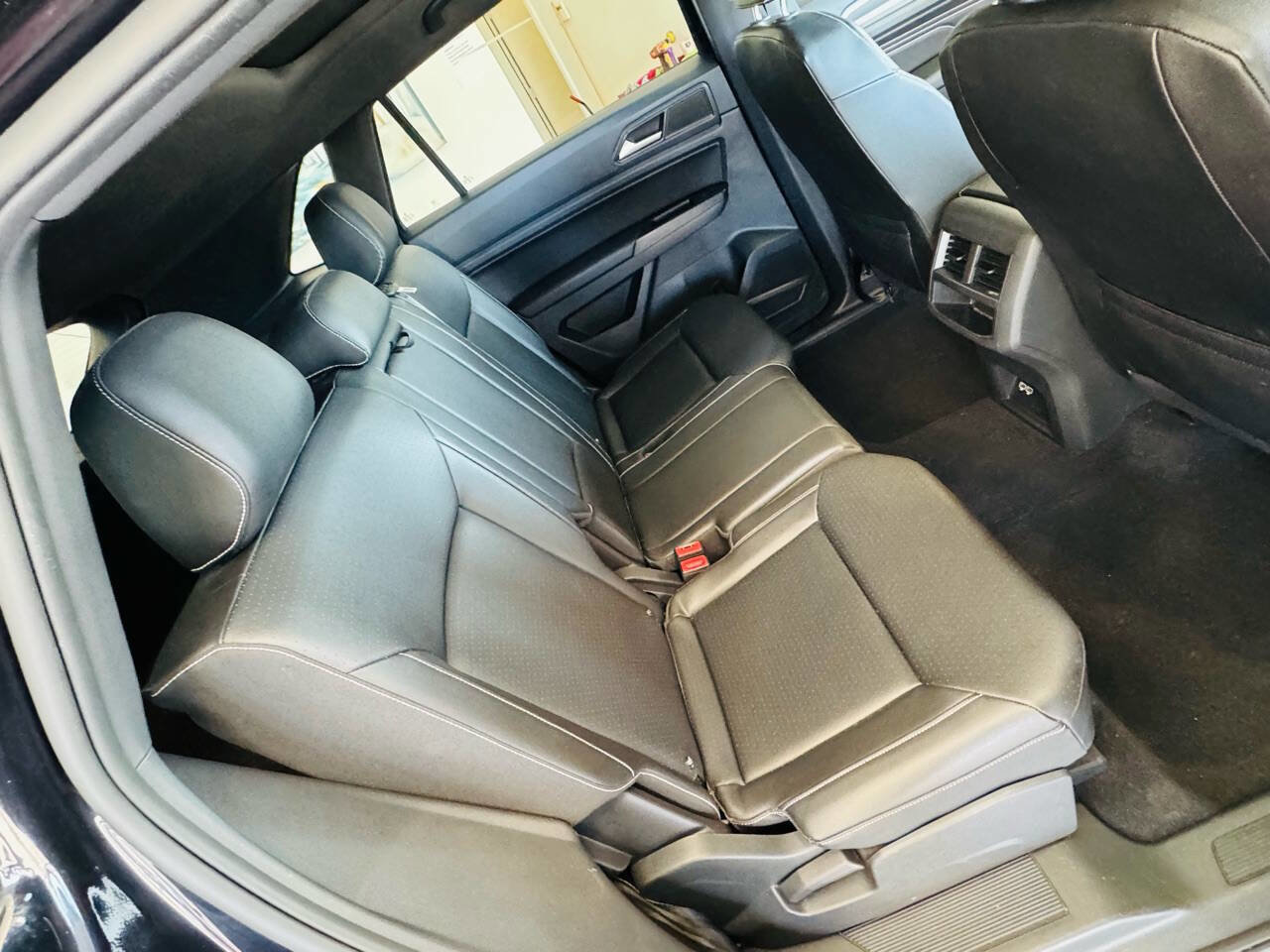 Used 2020 Volkswagen Atlas Cross Sport SEL image 16