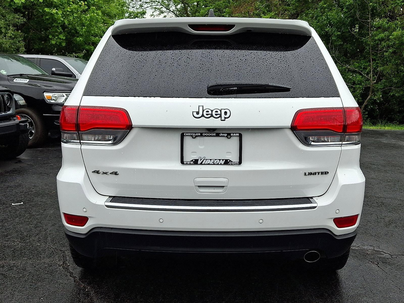 Certified 2017 Jeep Grand Cherokee Limited AWD/4WD image 5