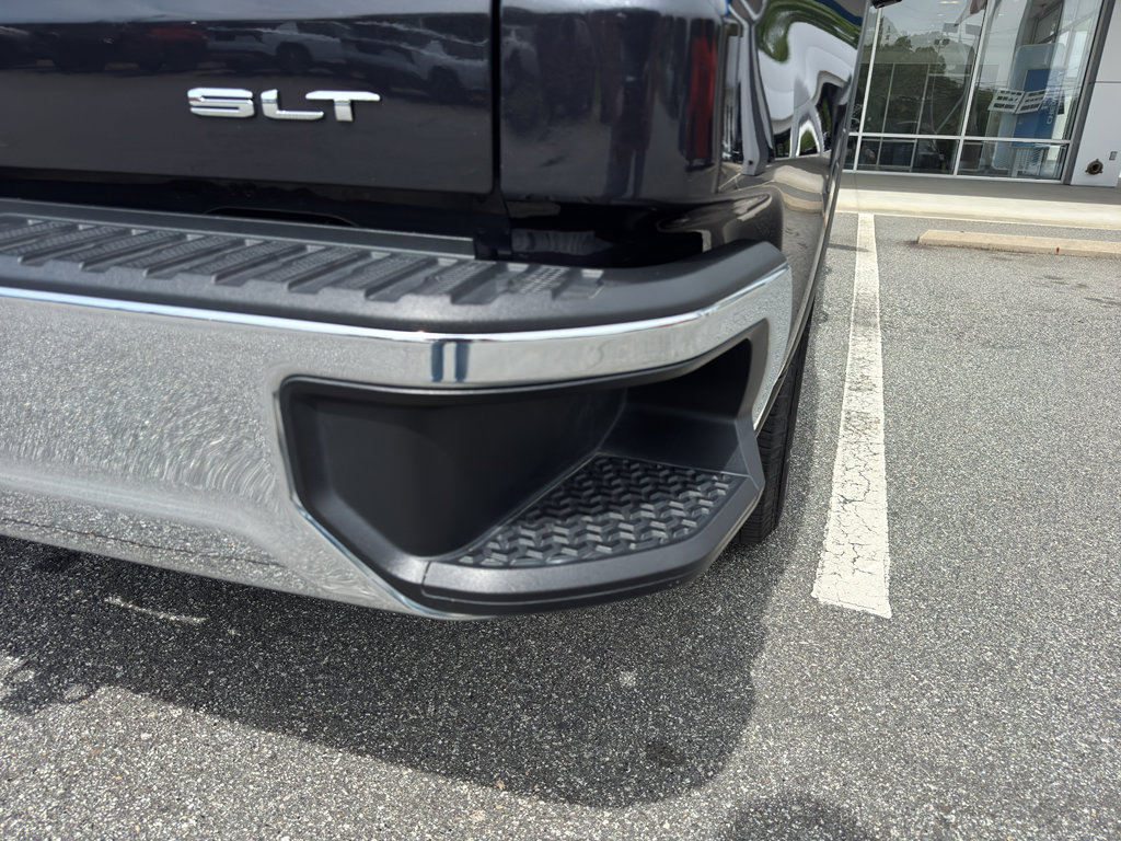 Used 2025 GMC Sierra 1500 SLT image 6