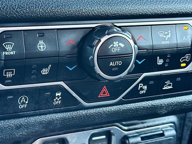 Used 2024 Jeep Gladiator Sport image 19