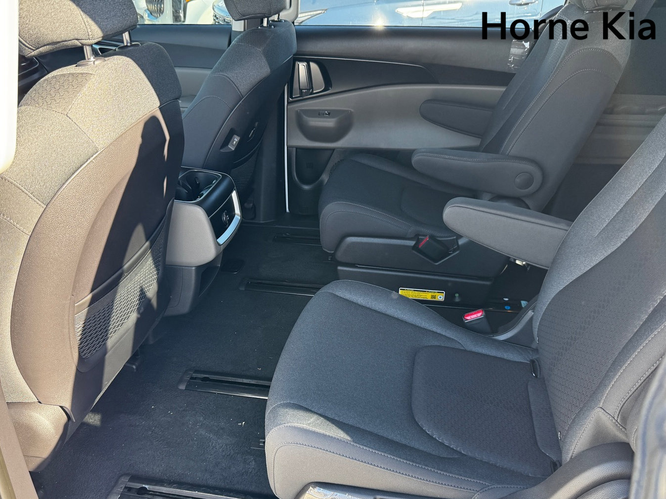 New 2026 Kia Carnival LX image 12