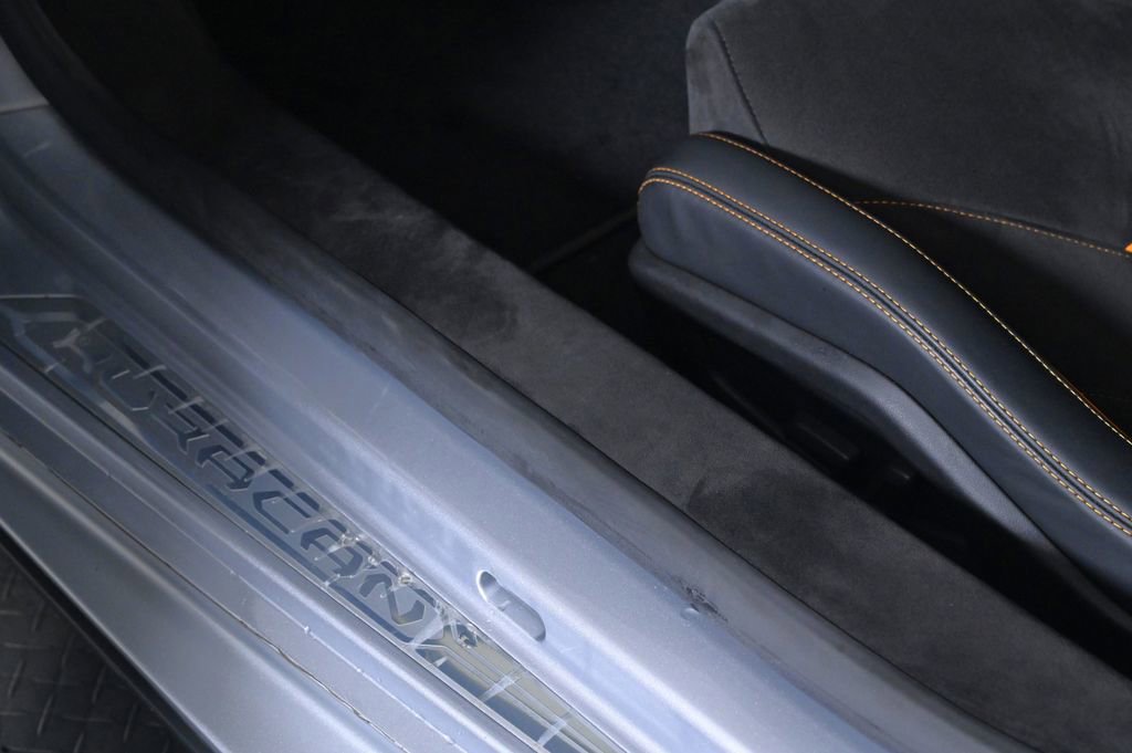 Used 2023 Lamborghini Huracan Tecnica RWD image 5