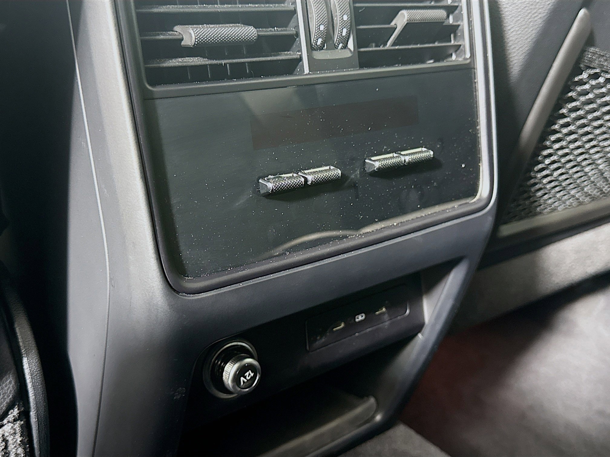 Certified 2024 Porsche Cayenne S image 25