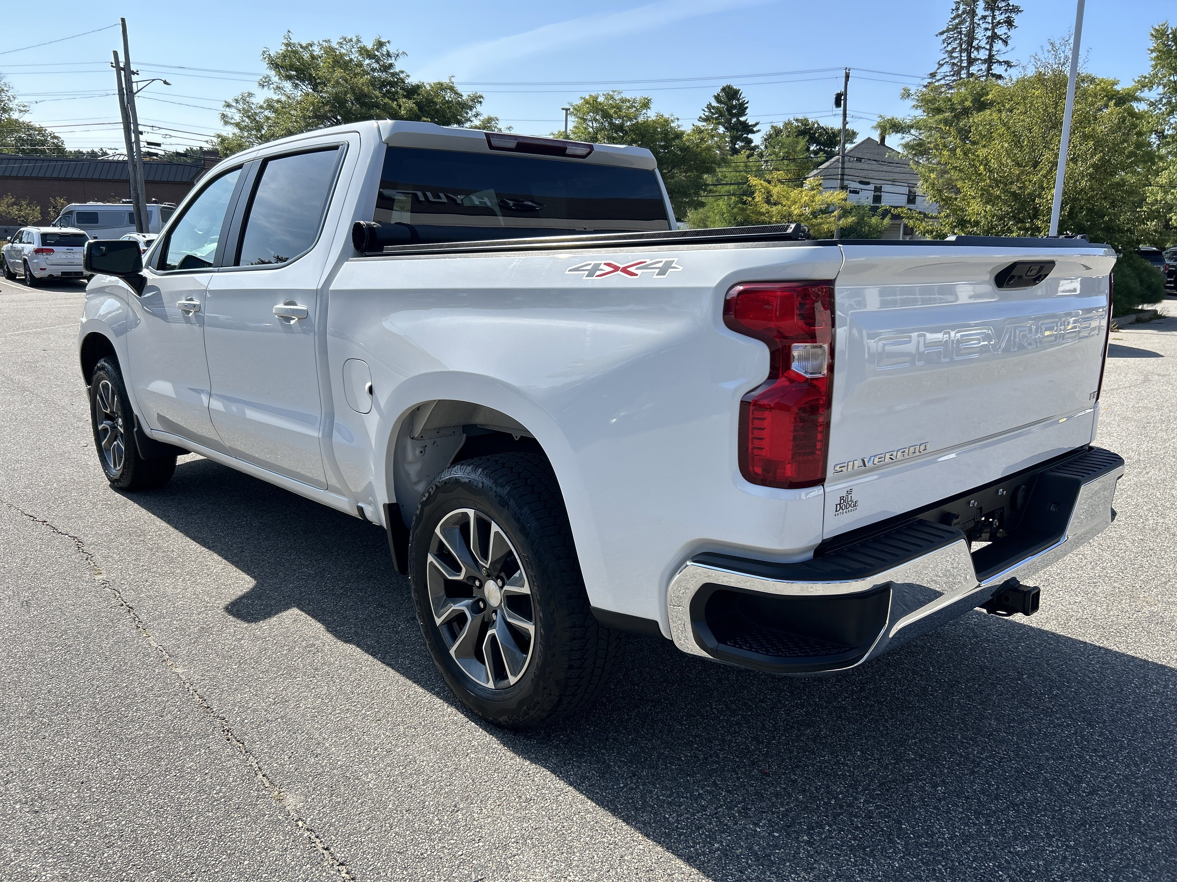 Used 2022 Chevrolet Silverado 1500 LT image 7