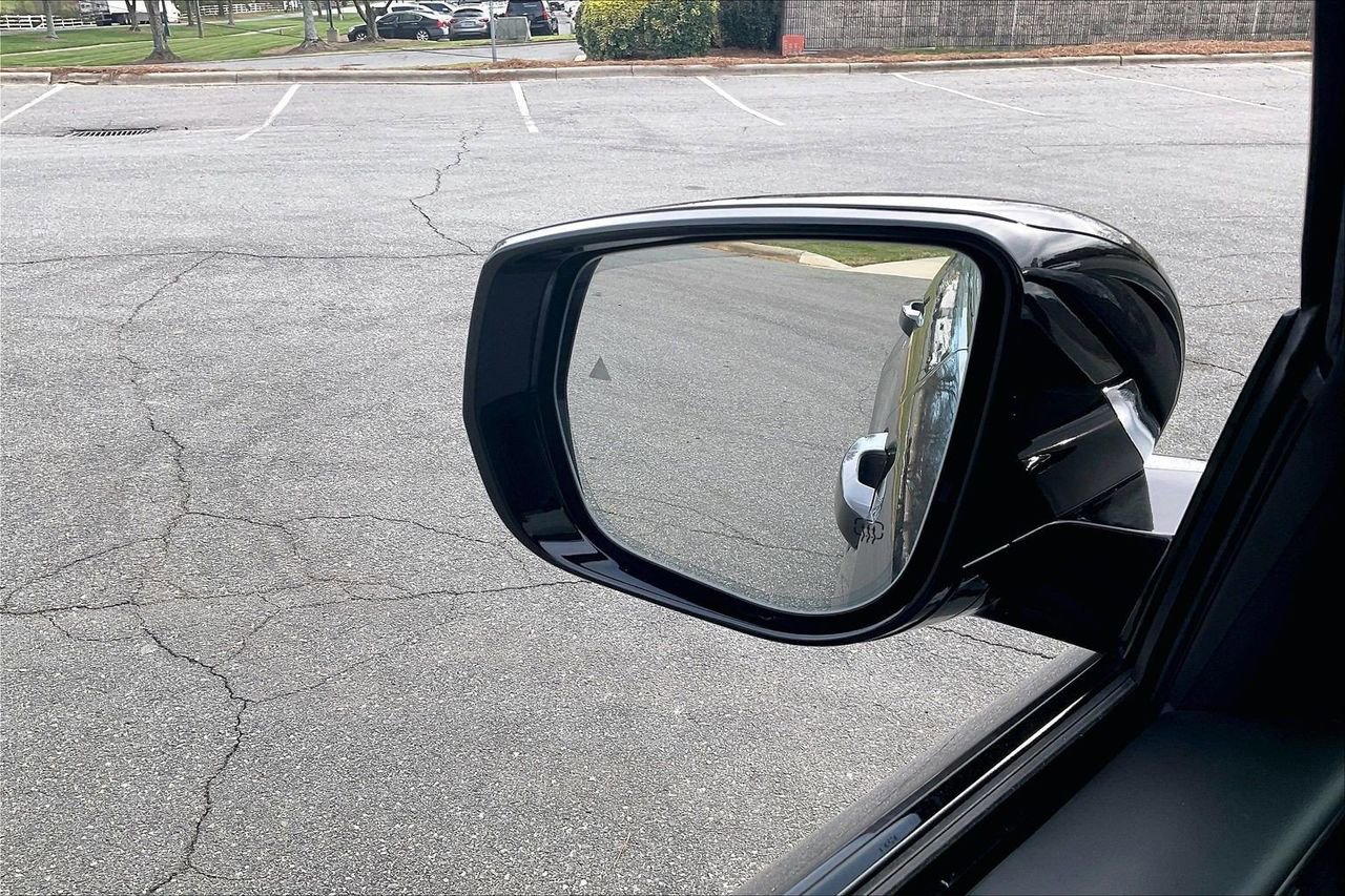 Certified 2024 Jeep Grand Cherokee L Overland w/ Luxury Tech Group IV image 31