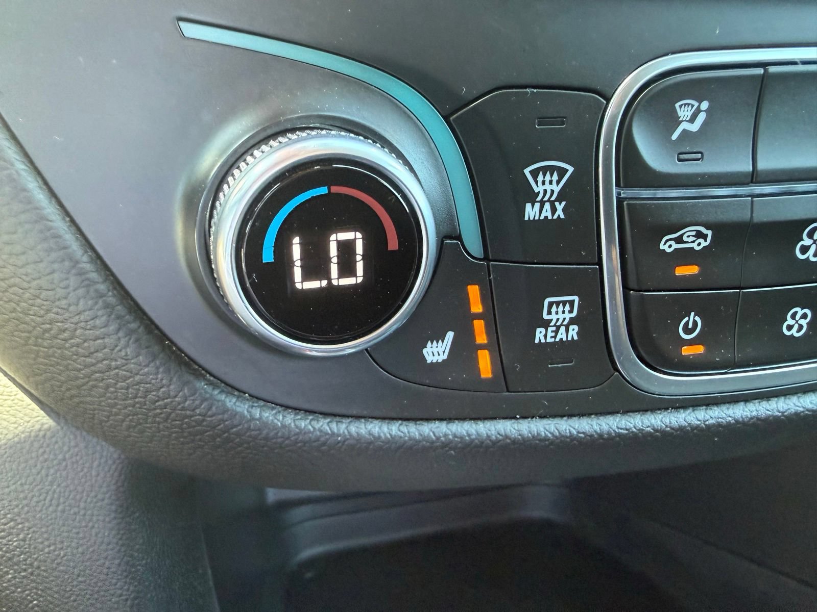 Certified 2024 Chevrolet Equinox LT AWD/4WD image 25