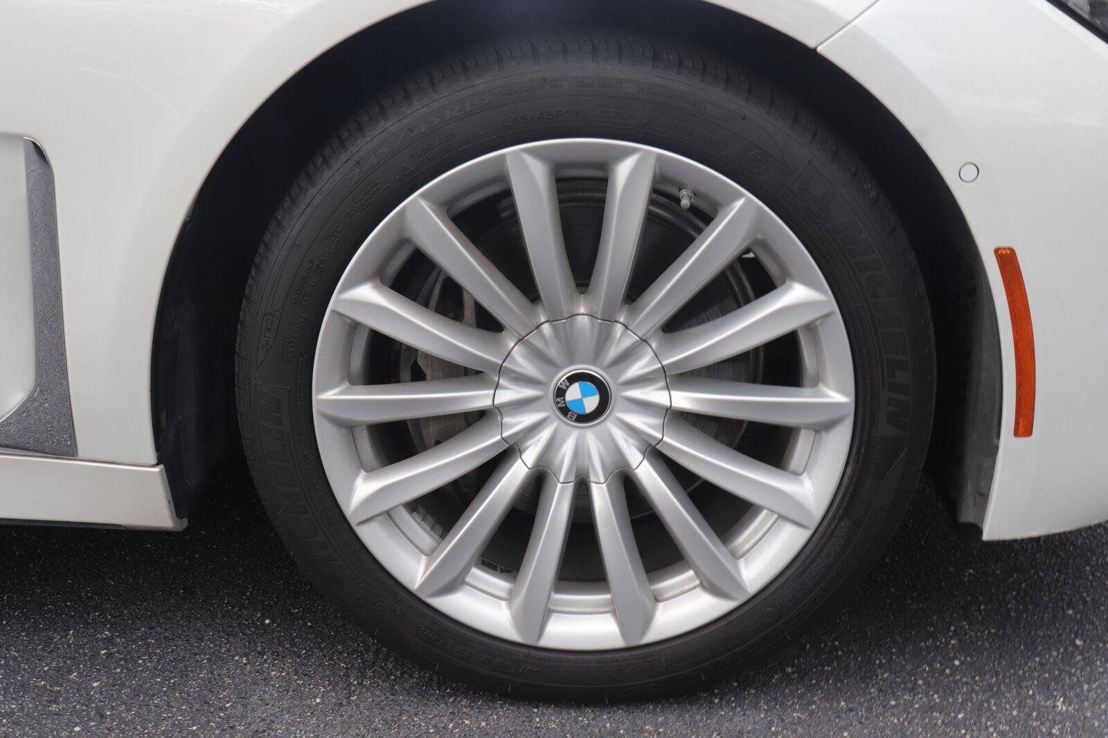Used 2020 BMW 740i RWD image 42