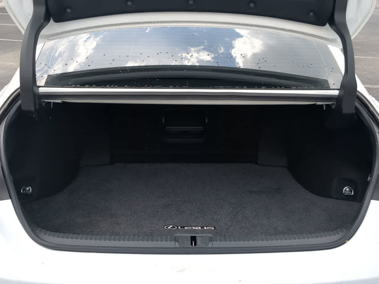 Used 2022 Lexus ES 300h F Sport w/ Accessory Package 2 FWD image 33