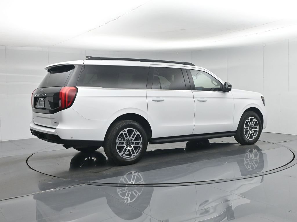 Used 2025 Ford Expedition Max Active AWD/4WD image 33