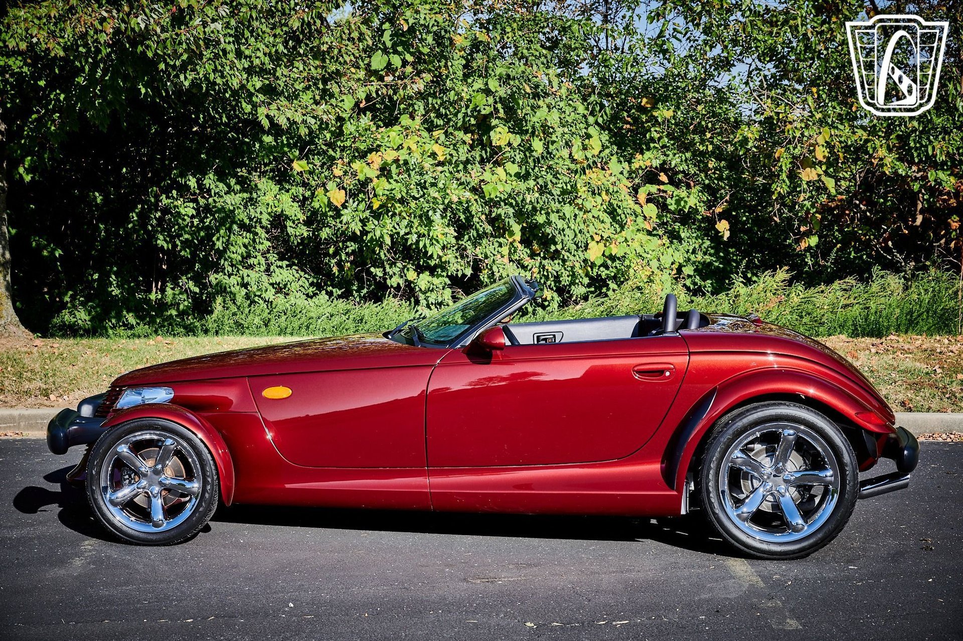 Used 2002 Chrysler Prowler RWD image 5