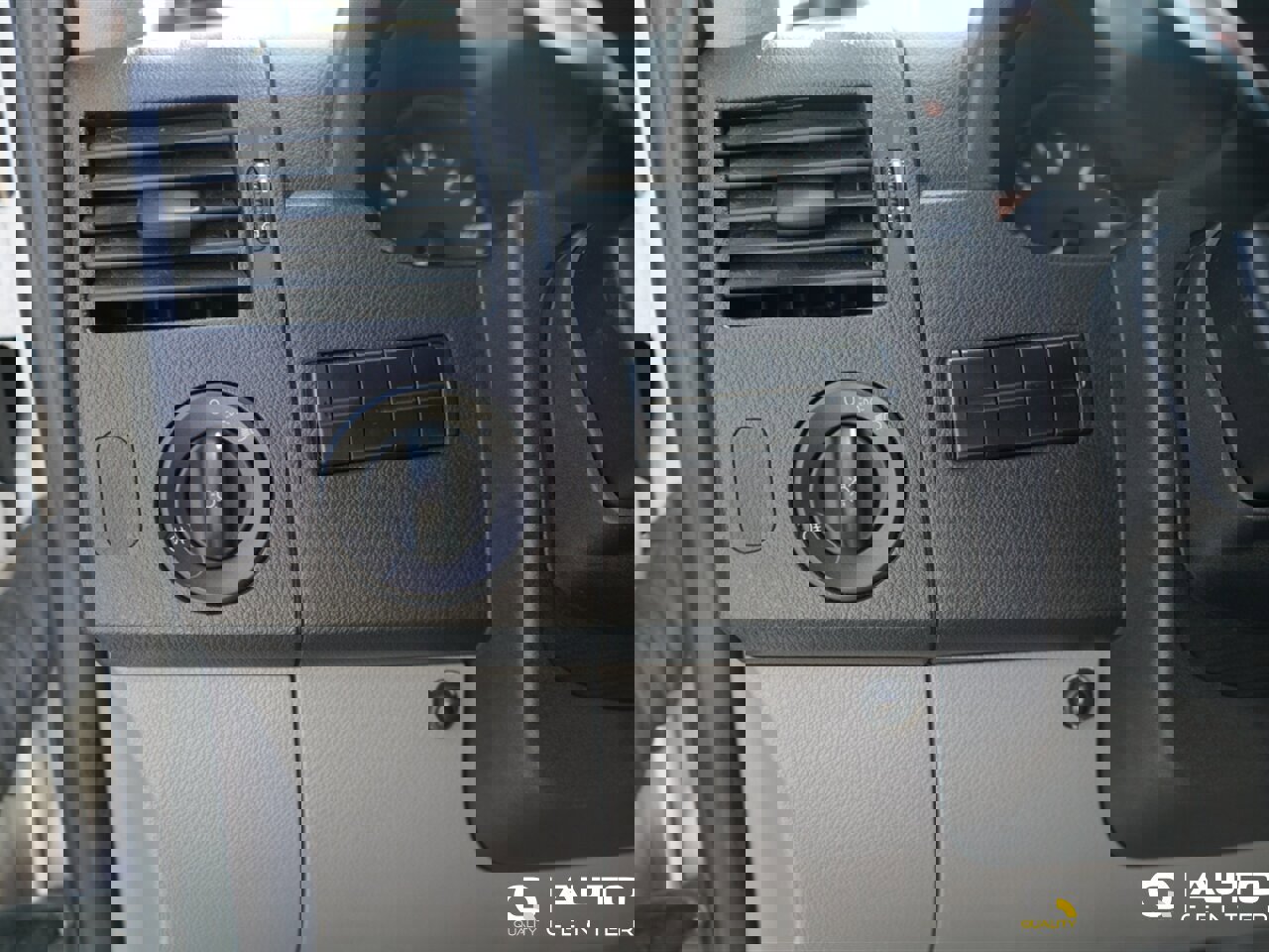 Used 2014 Mercedes-Benz Sprinter 2500 image 13