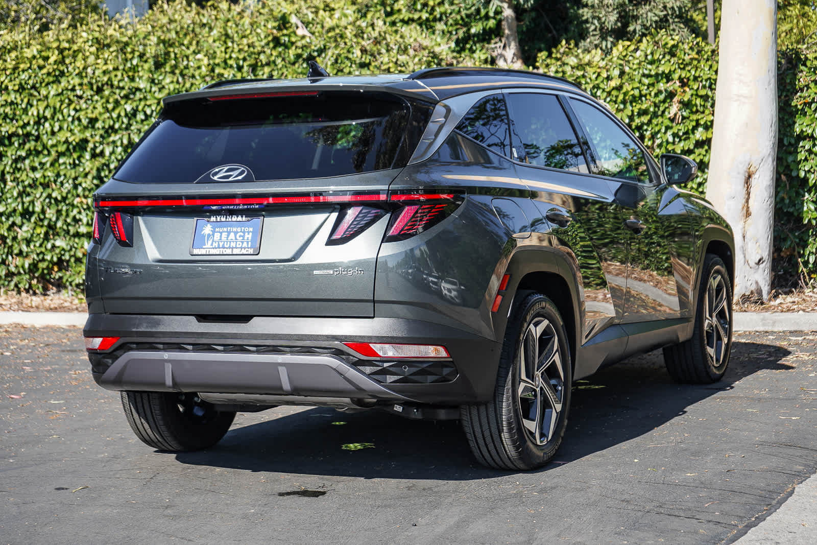 Certified 2024 Hyundai Tucson Limited AWD/4WD image 6
