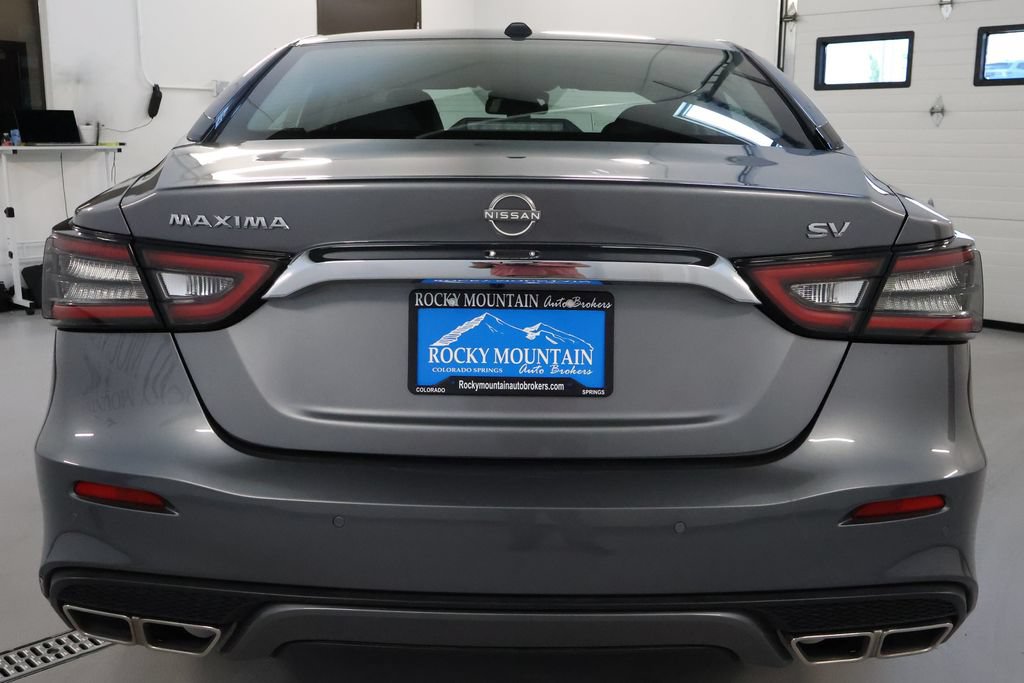 Used 2023 Nissan Maxima SV w/ Floor Mat Group FWD image 6