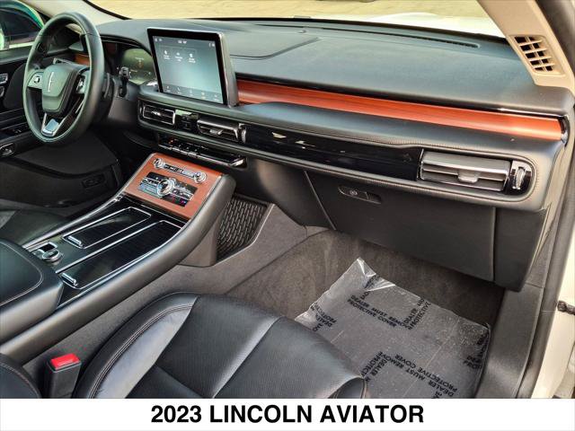 Certified 2023 Lincoln Aviator Reserve AWD/4WD image 27