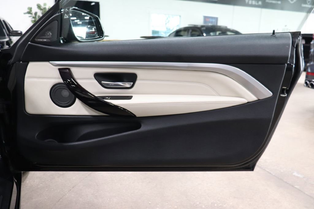 Used 2020 BMW 440i xDrive Convertible w/ M Sport Package image 29