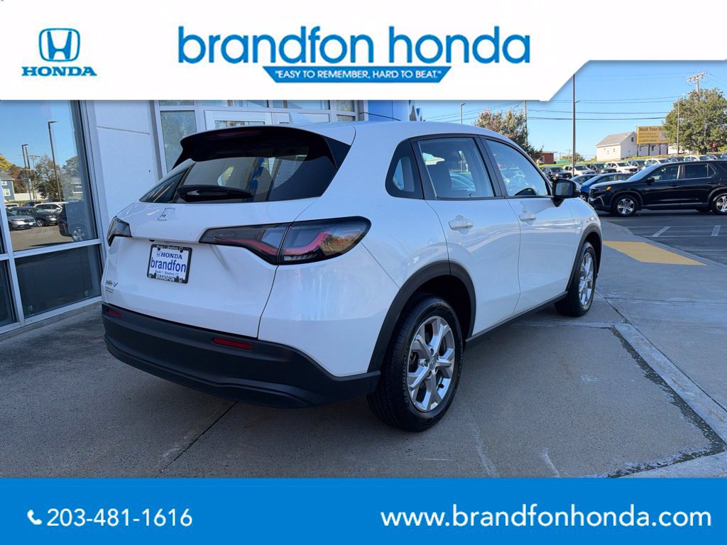 Used 2024 Honda HR-V LX image 6