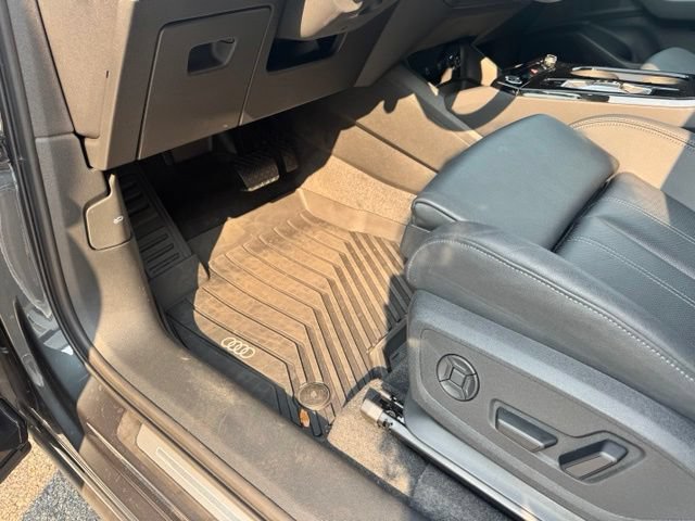 Certified 2025 Audi Q6 e-tron Premium Plus AWD/4WD image 25