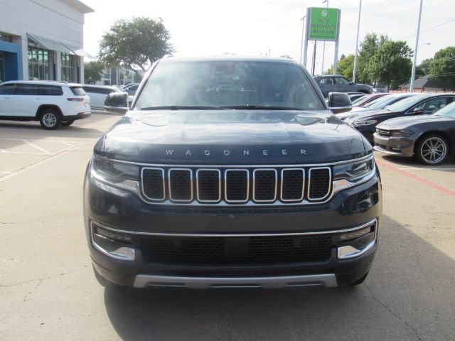 Used 2024 Jeep Wagoneer Series II w/ Flexible Seating Group image 2