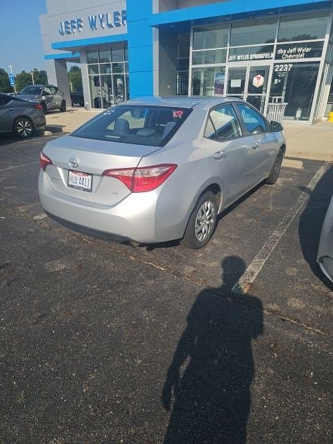 Used 2017 Toyota Corolla LE FWD image 14