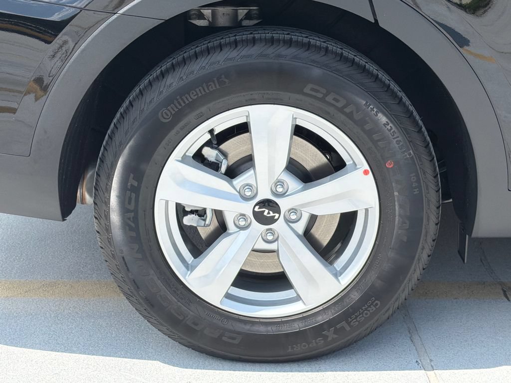 New 2026 Kia Sorento LX FWD image 6