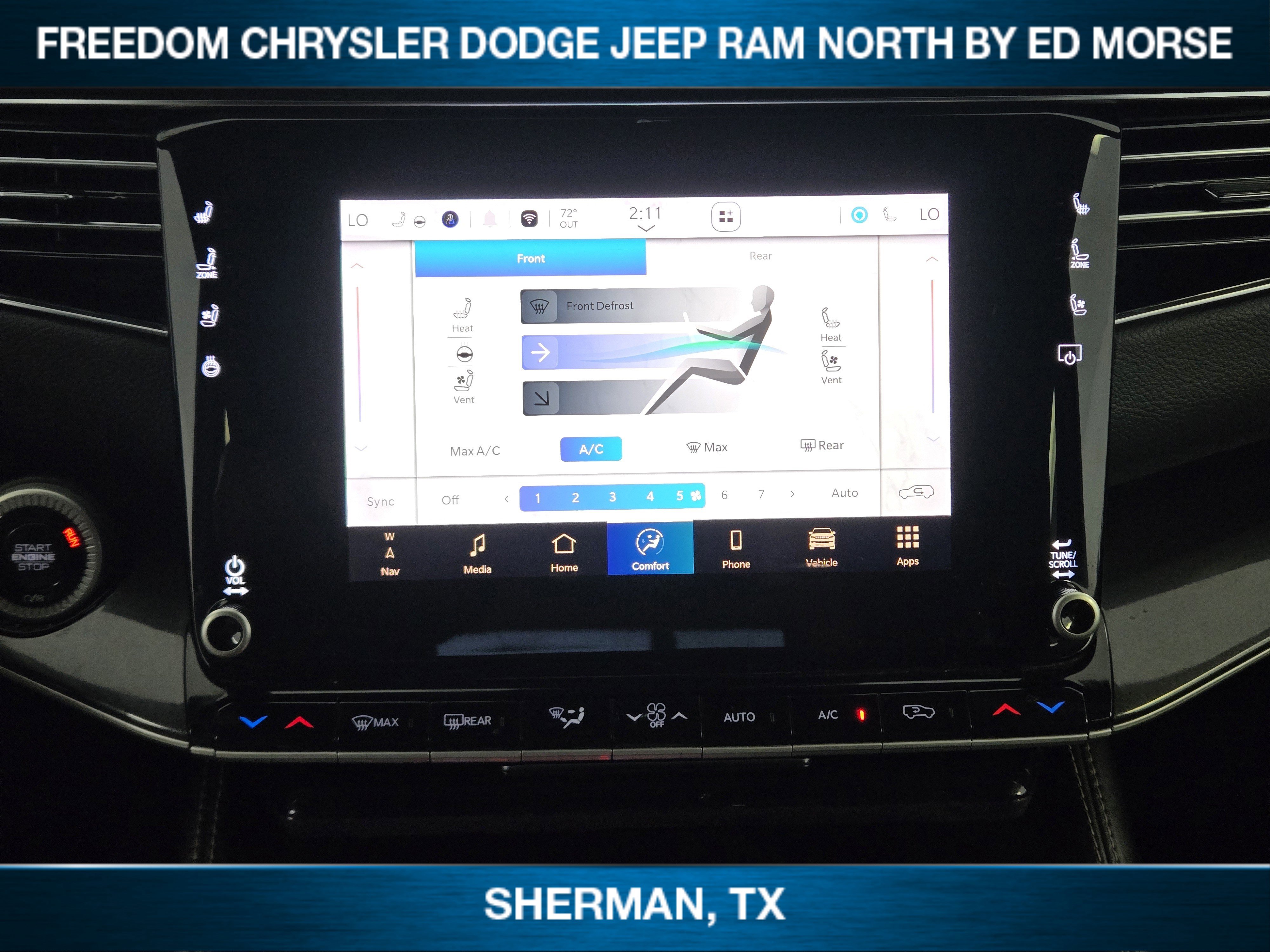 Used 2024 Jeep Wagoneer 4WD w/ Premium Group I image 13