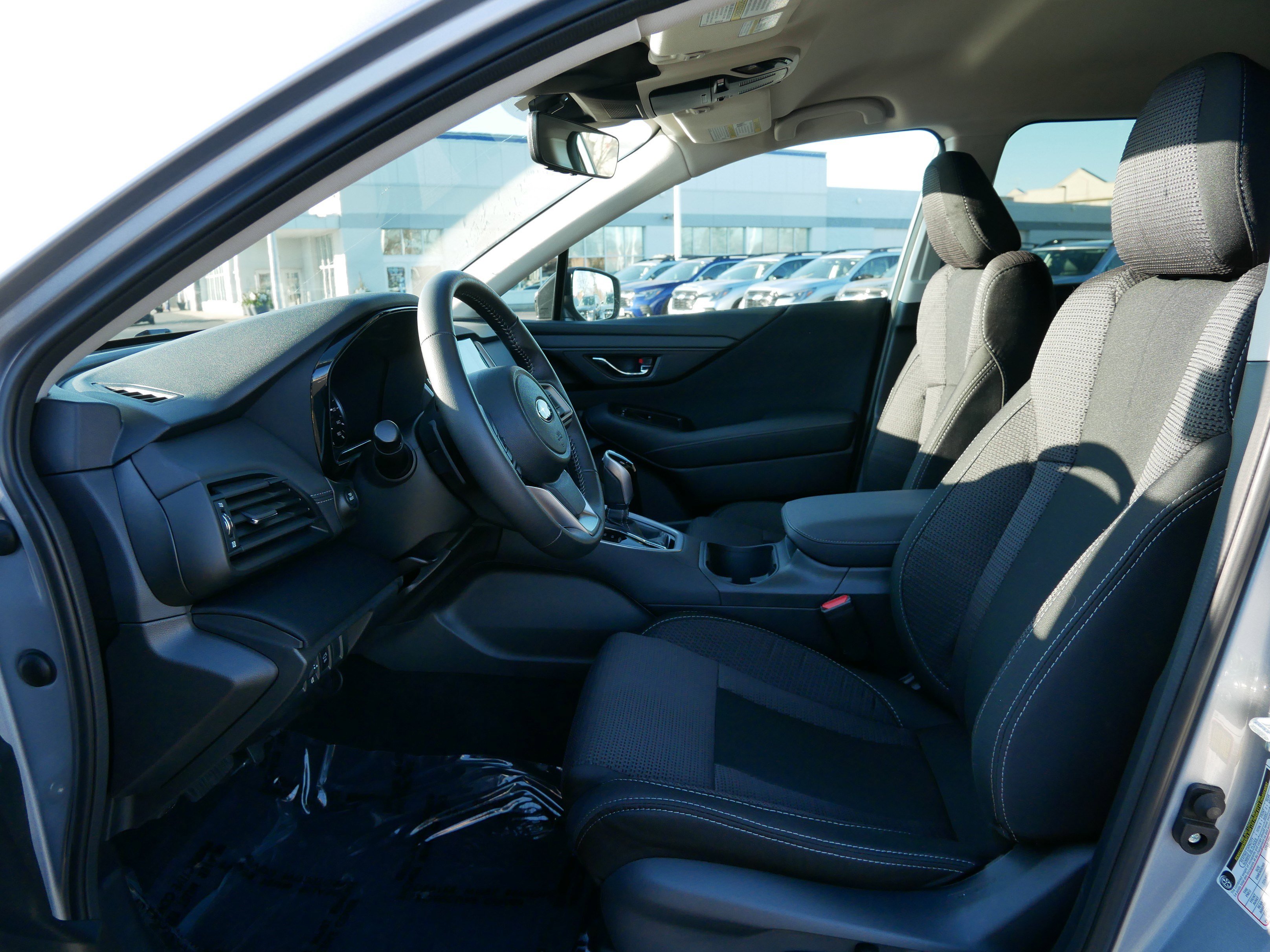 Used 2025 Subaru Outback Premium image 32