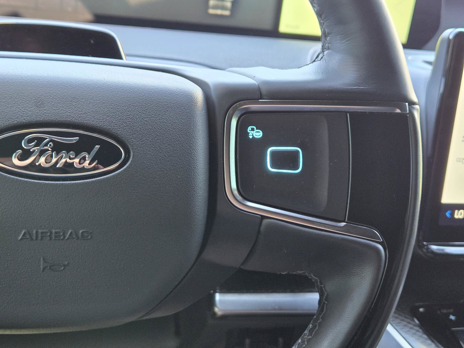 Used 2025 Ford Expedition Max Platinum w/ Stealth Appearance Package AWD/4WD image 26