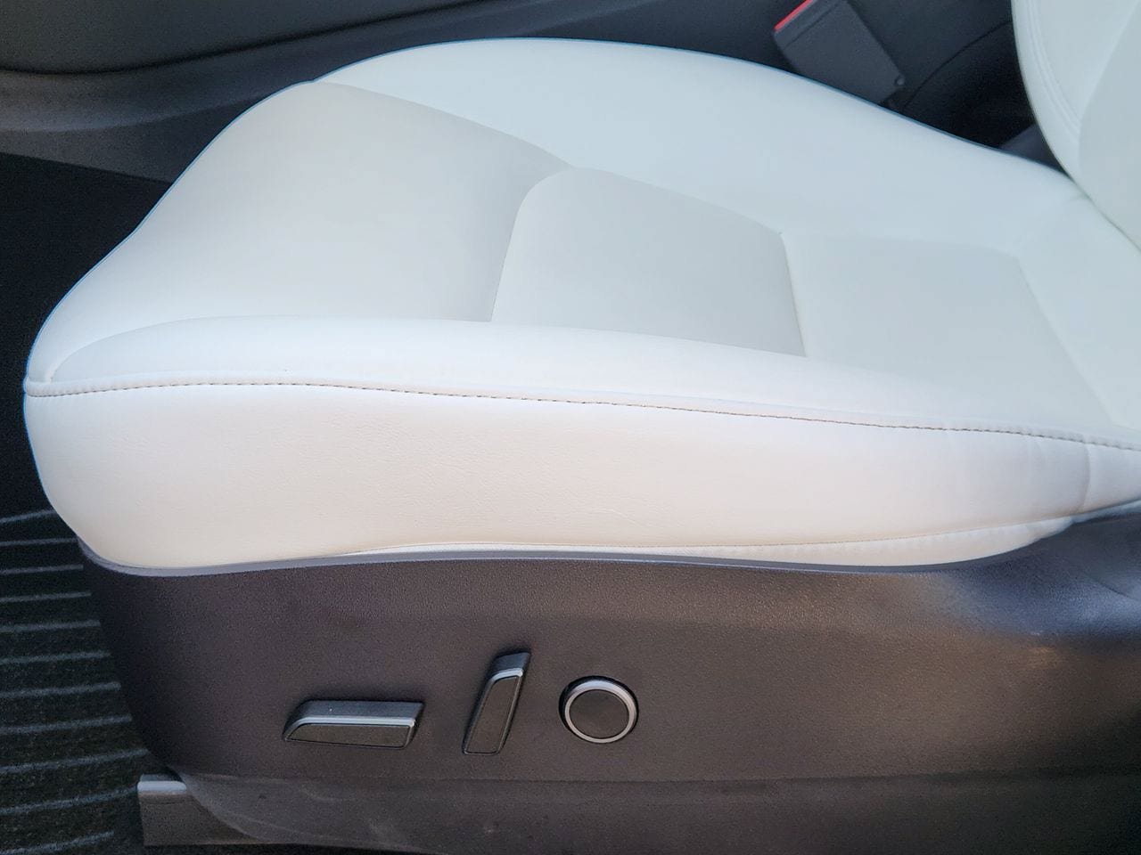 Used 2020 Tesla Model Y Long Range AWD/4WD image 20