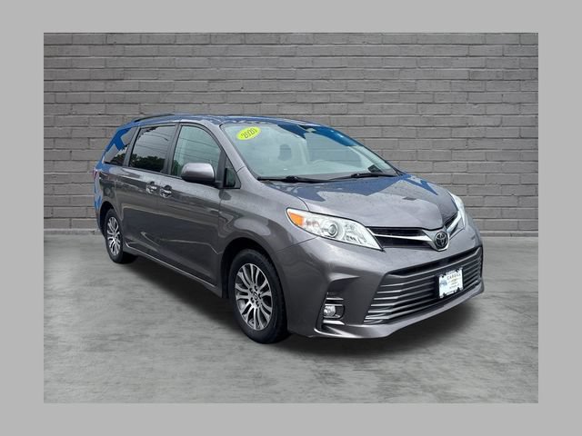 Used 2020 Toyota Sienna XLE