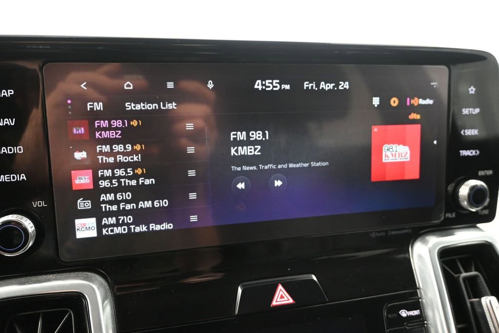 Certified 2022 Kia Sorento SX AWD/4WD image 19