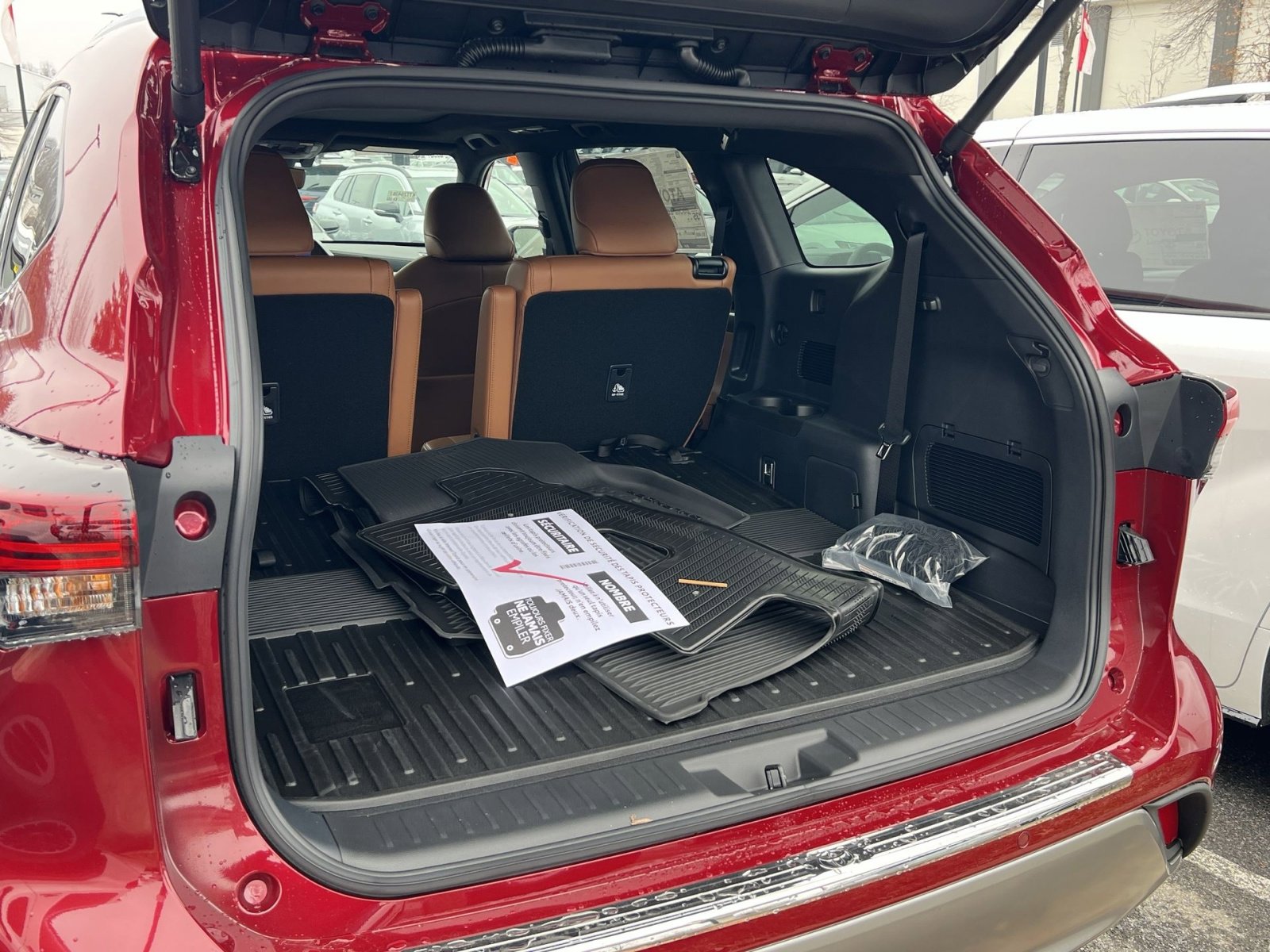 New 2026 Toyota Highlander Platinum image 20